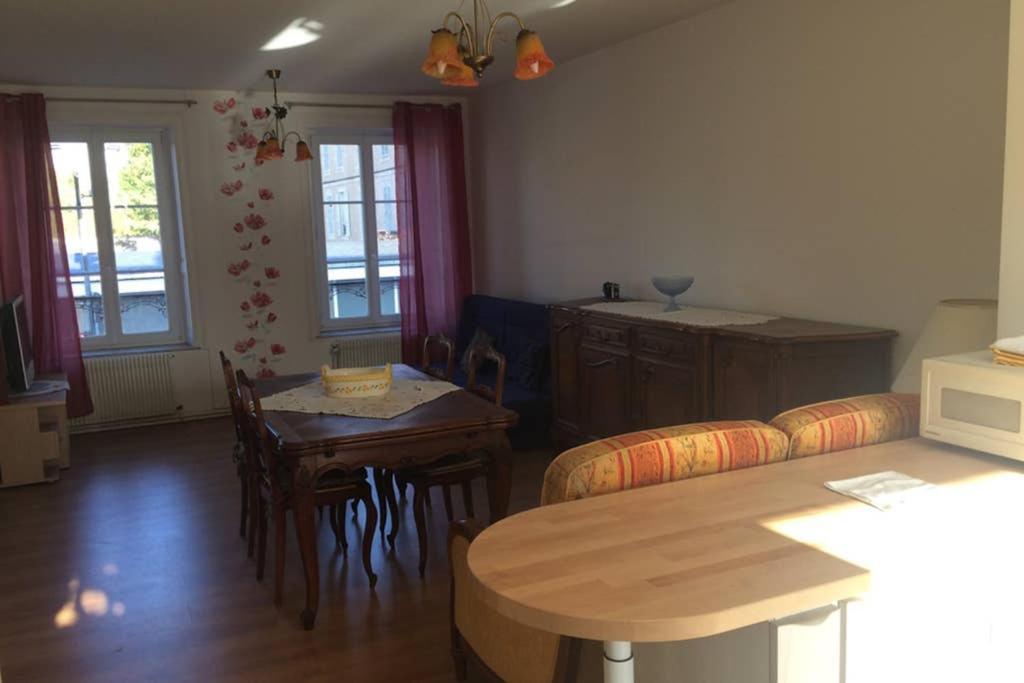 Appartement Tout Confort Centre Baccarat Bagian luar foto